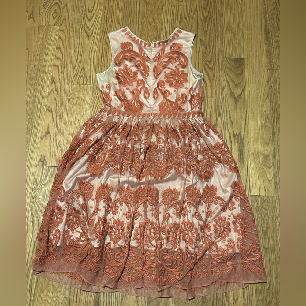 Sundance Love at First Sight Thule Embroidered Lace Overlay Sleeveless Dress - Picture 8 of 12